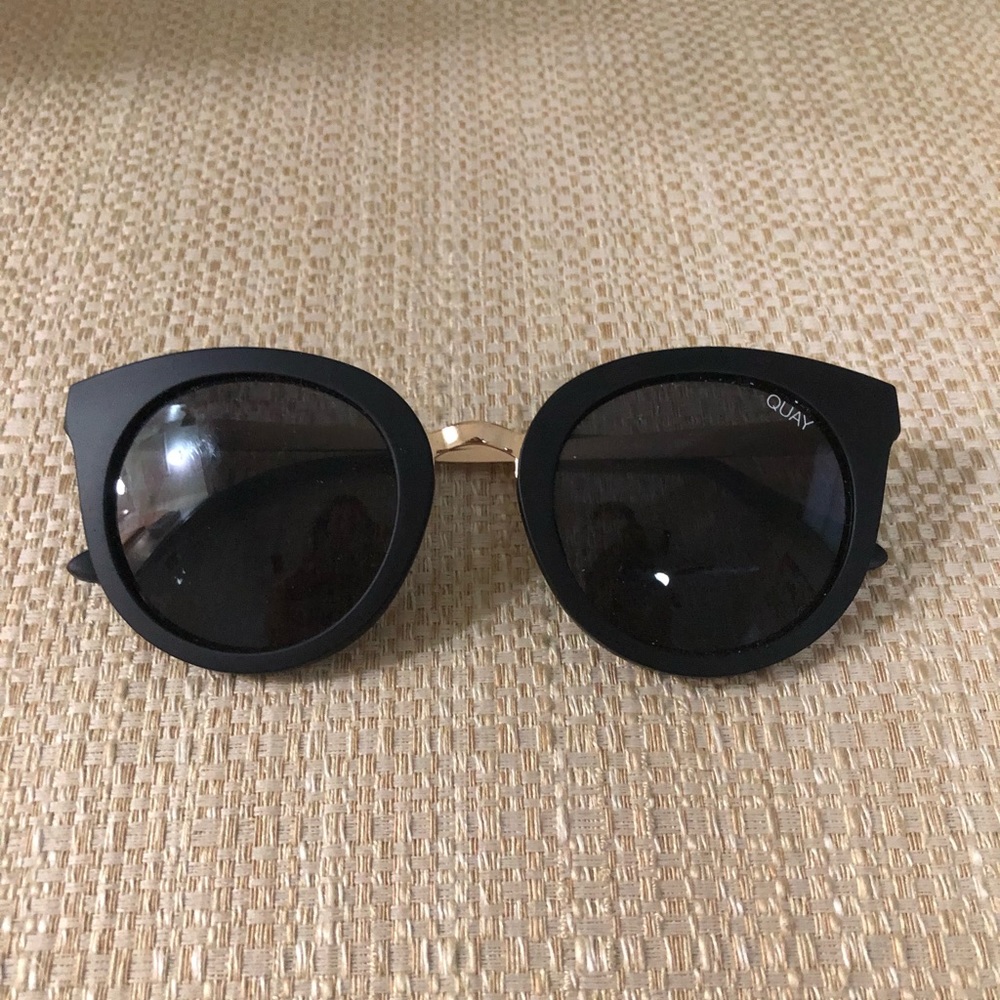 Quay fabulous black and gold sunglasses
